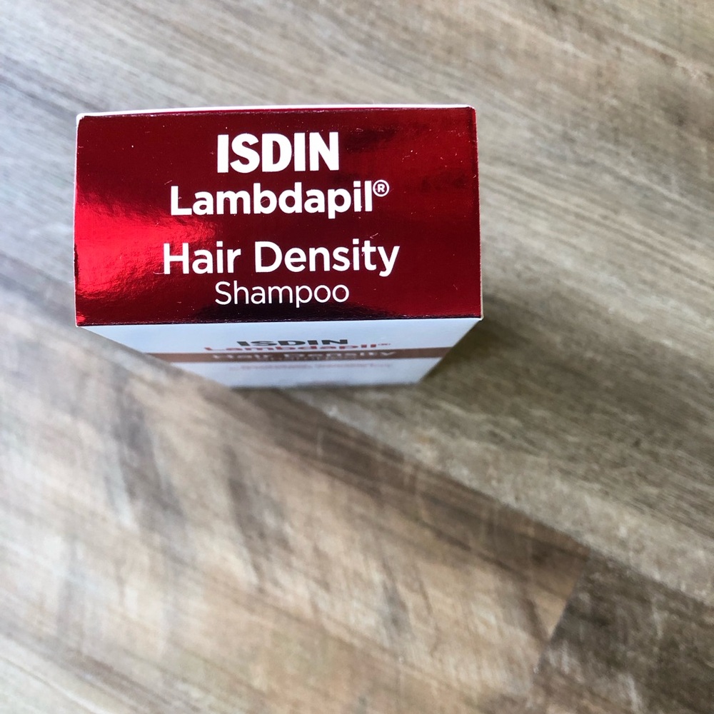 ISDIN Lambdapil Revitalizing & Nourishing Thinning Hair Density Shampoo - Picture 2 of 6